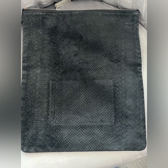 August black suede large fold over Clutch - Picture 3 of 7